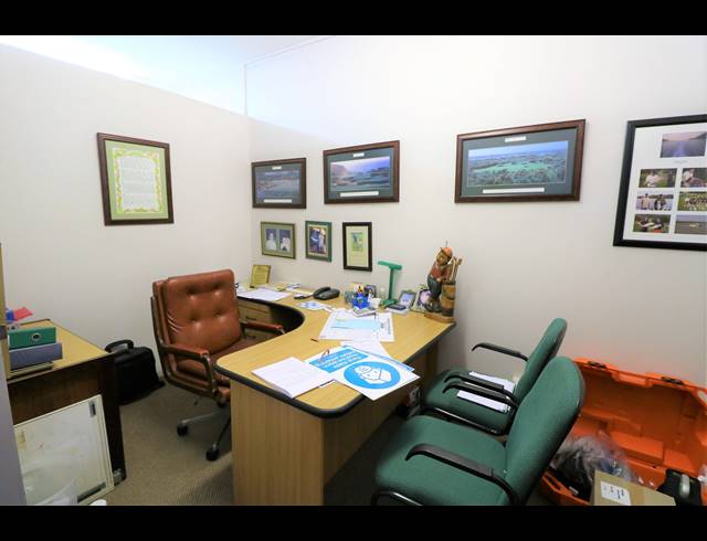 685M² OFFICE FOR SALE IN BEREA